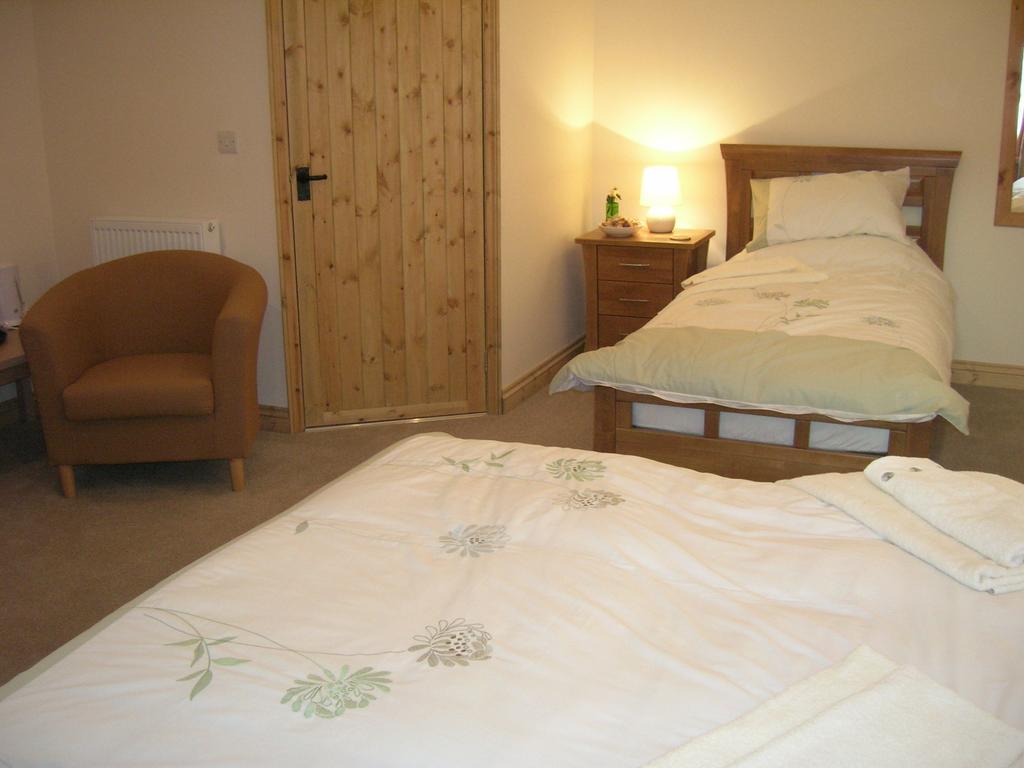 Polhilsa Farm Bed & Breakfast Callington Bilik gambar