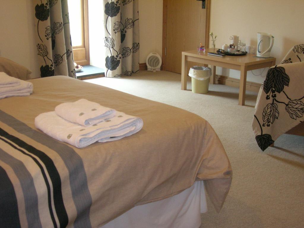 Polhilsa Farm Bed & Breakfast Callington Luaran gambar